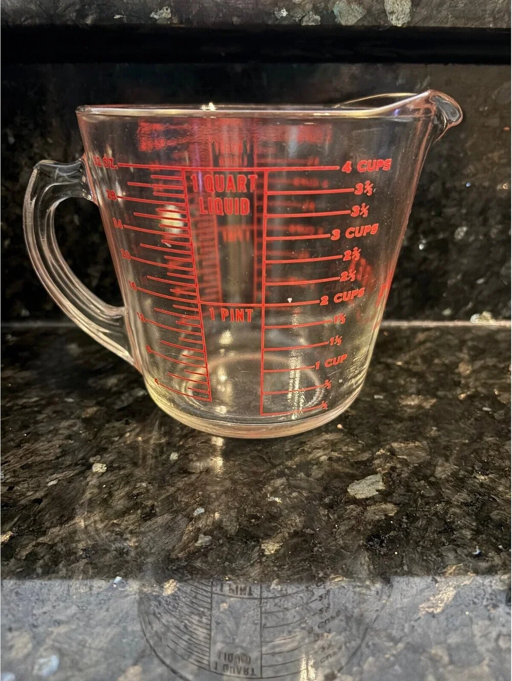 Vintage PYREX 1 Quart Measuring Cup